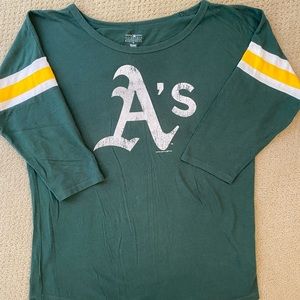 Women’s Oakland A’s baseball t-shirt size M